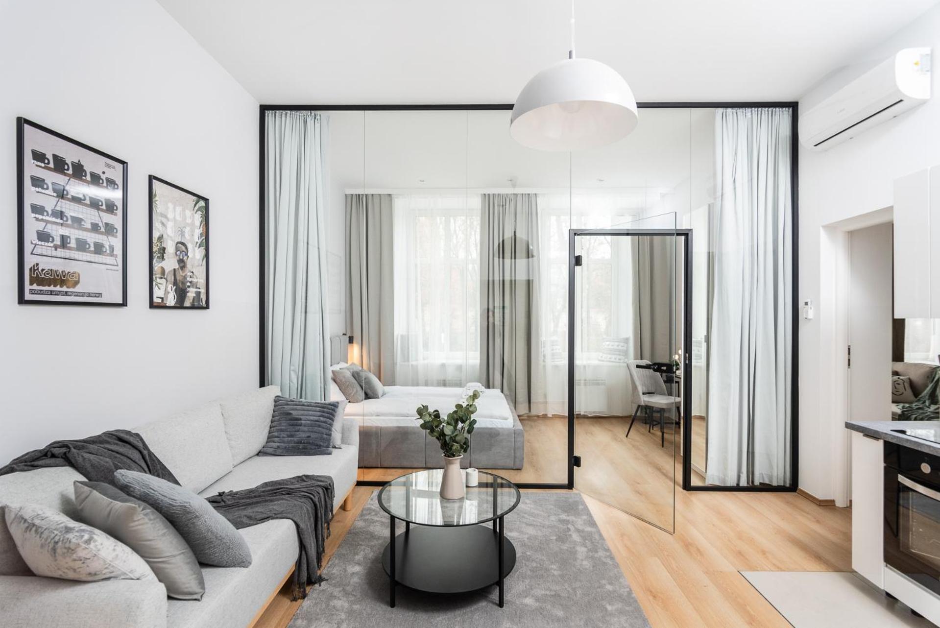 Modern Centrally Located Apartments - By Upstairs 克拉科夫 外观 照片