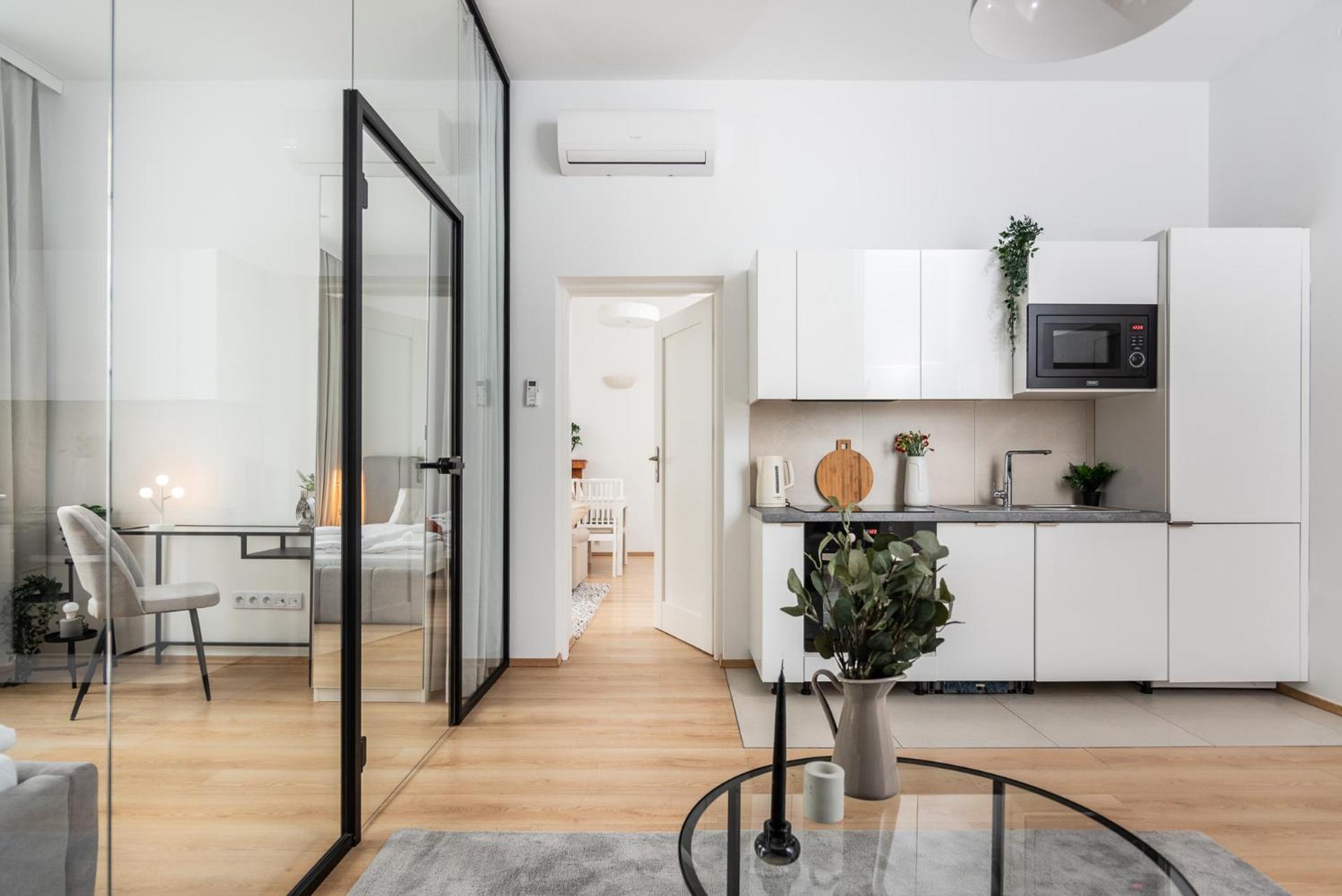Modern Centrally Located Apartments - By Upstairs 克拉科夫 外观 照片