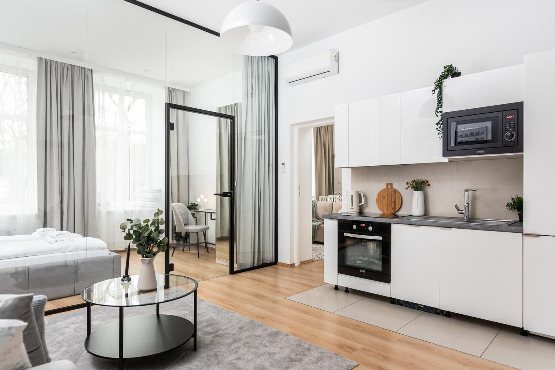 Modern Centrally Located Apartments - By Upstairs 克拉科夫 外观 照片